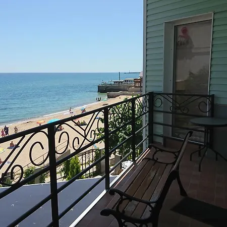 Sauvignon-zagara Guest house Odesa